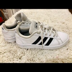 Adidas Grand Court Shoes